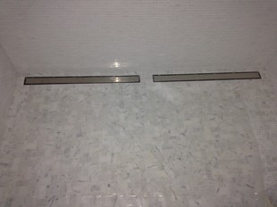 Double caniveau de douche
